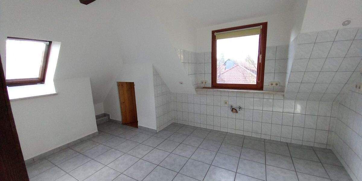 Etagenwohnung Crimmitschau - 3 Zimmer, 54 m&sup2;, 359&euro; | Angebot:25796757