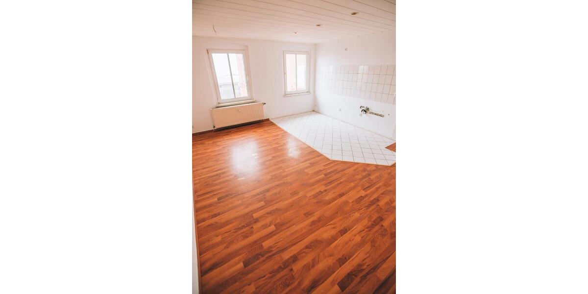 Dachgeschoßwohnung Gera Alt-Bieblach - 2 Zimmer, 75 m&sup2;, 449&euro; | Angebot:26112908