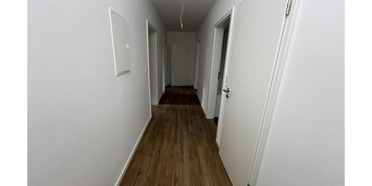 Erstbezug nach Sanierung: Exklusive 3 Zimmer Wohnung mit Balkon, Wanne und Dusche! - Etagenwohnung Gera Alt-Bieblach | Angebot:26248665