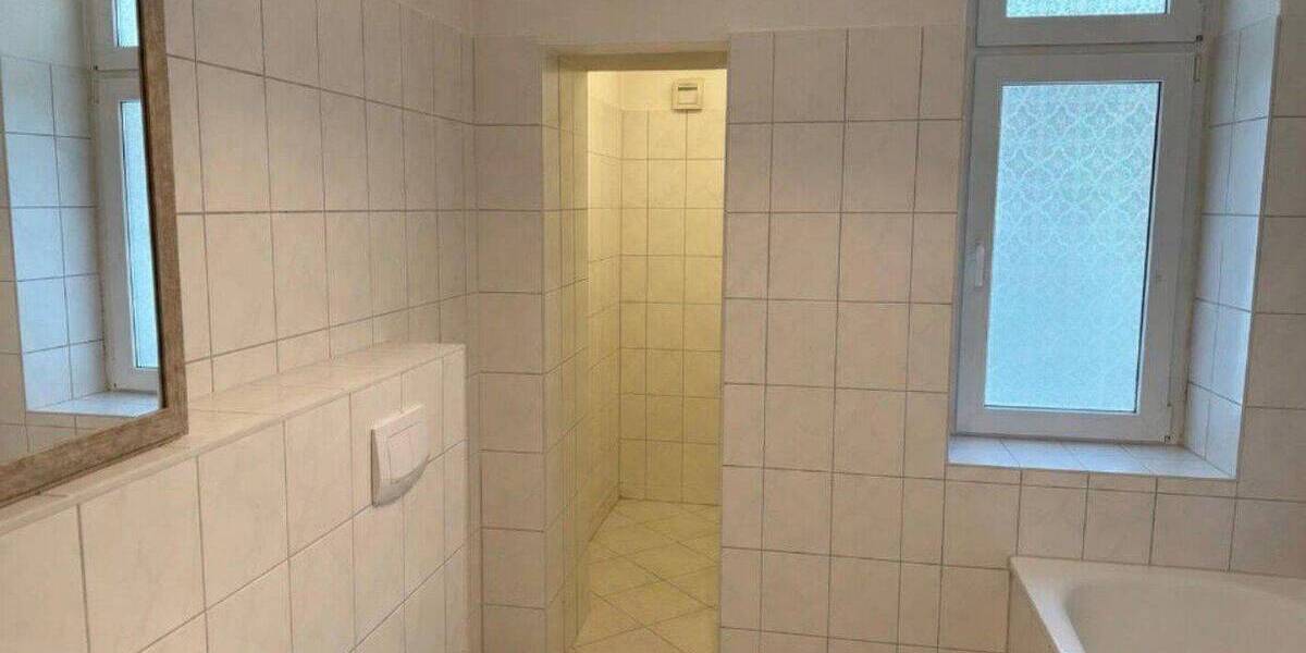 Etagenwohnung Altenburg Rasephas - 4 Zimmer, 90 m&sup2;, 82.000&euro; | Angebot:26763714