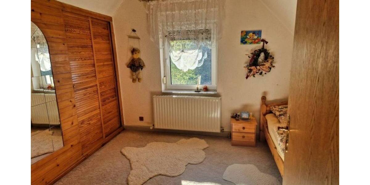 Einfamilienhaus Elsteraue Profen - 5 Zimmer, 126 m&sup2;, 145.000&euro; | Angebot:26768281