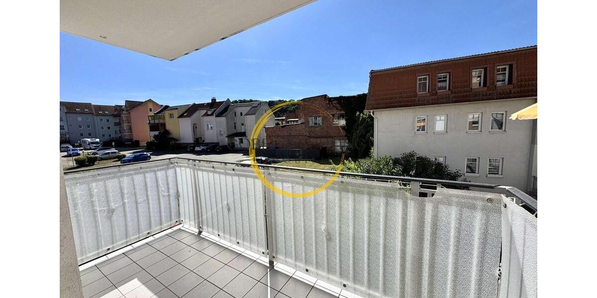 Etagenwohnung Weida - 2 Zimmer, 66 m&sup2;, 330&euro; | Angebot:26444052