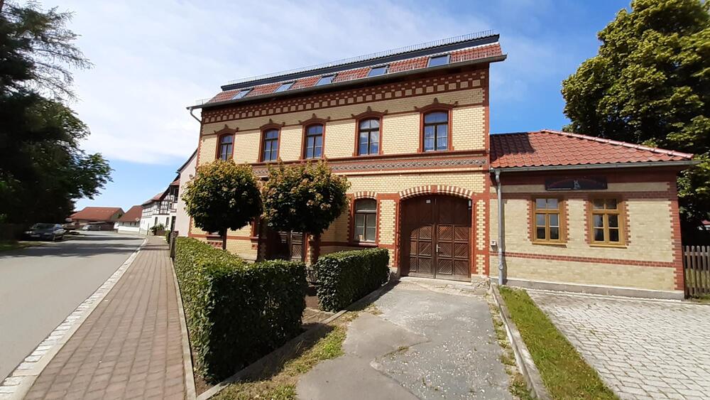 Schönes Mehrfamilienhaus-Sanierungsobjekt mit Garten, Brunnen, Stellplätzen - Mehrfamilienhaus, Wohnhaus Mörsdorf b Stadtroda | Angebot:27234838