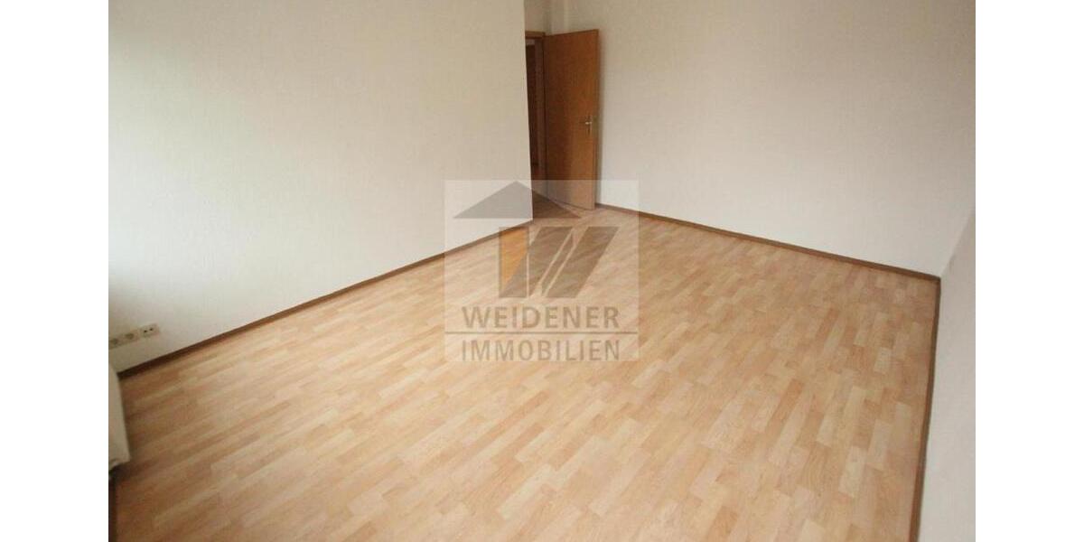 3-Raum Wohnung mit Südbalkon und Bade mit DuscheWanne in Debschwitz! 3 zimmer