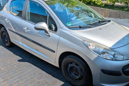 Peugeot 207 161.000 km 2.700 € Meerane 08393