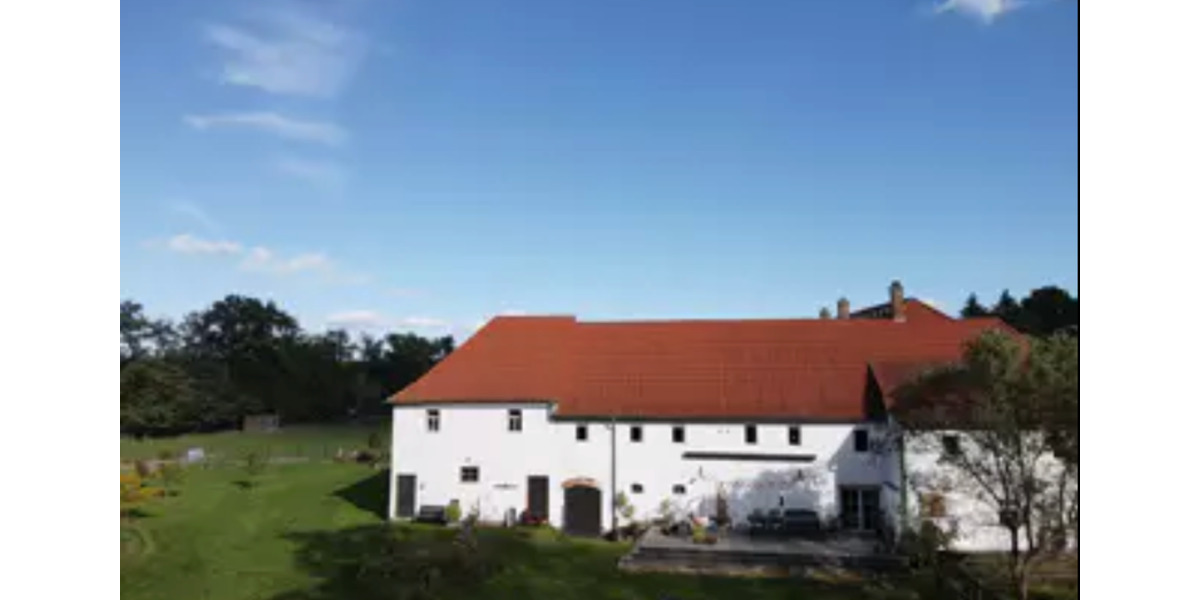 Charaktervoller Vierseithof mit Ausbaureserven, Kamine, FBH 16 zimmer