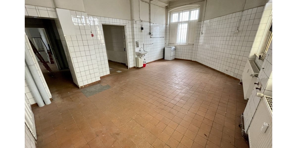 Schnäppchen! Großes Ladenlokal als Einzelhandel, Praxis oder Büro in Gera-Debschwitz zu vermieten ! - Gewerbeobjekt Gera Debschwitz | Angebot:26384349