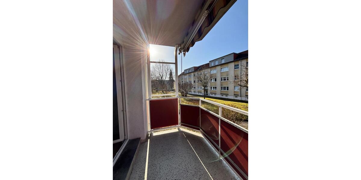 Hochparterre Gera Debschwitz - 2 Zimmer, 48 m&sup2;, 64.000&euro; | Angebot:25752136