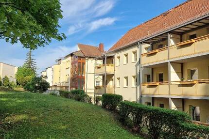 Wohnung Gera Ostviertel - 3 Zimmer, 63 m&sup2;, 380&euro; | Angebot:26805916