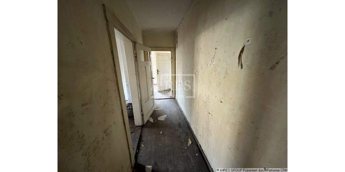 Mehrfamilienhaus, Wohnhaus Meuselwitz - 8 Zimmer, 279 m&sup2;, 18.000&euro; | Angebot:23854218