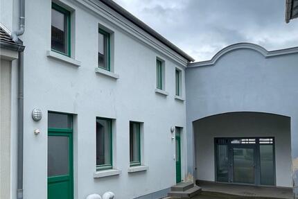 Gewerbekomplex zimmer