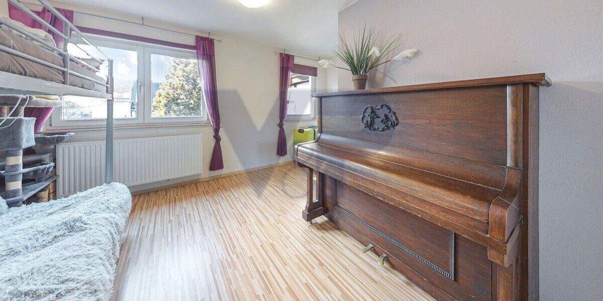 Einfamilienhaus Bad Köstritz - 6 Zimmer, 202 m&sup2;, 296.500&euro; | Angebot:25666116