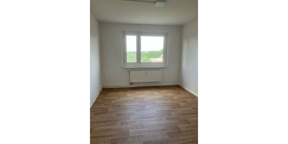 Etagenwohnung Gera Lusan - 3 Zimmer, 68 m&sup2;, 380&euro; | Angebot:26833433