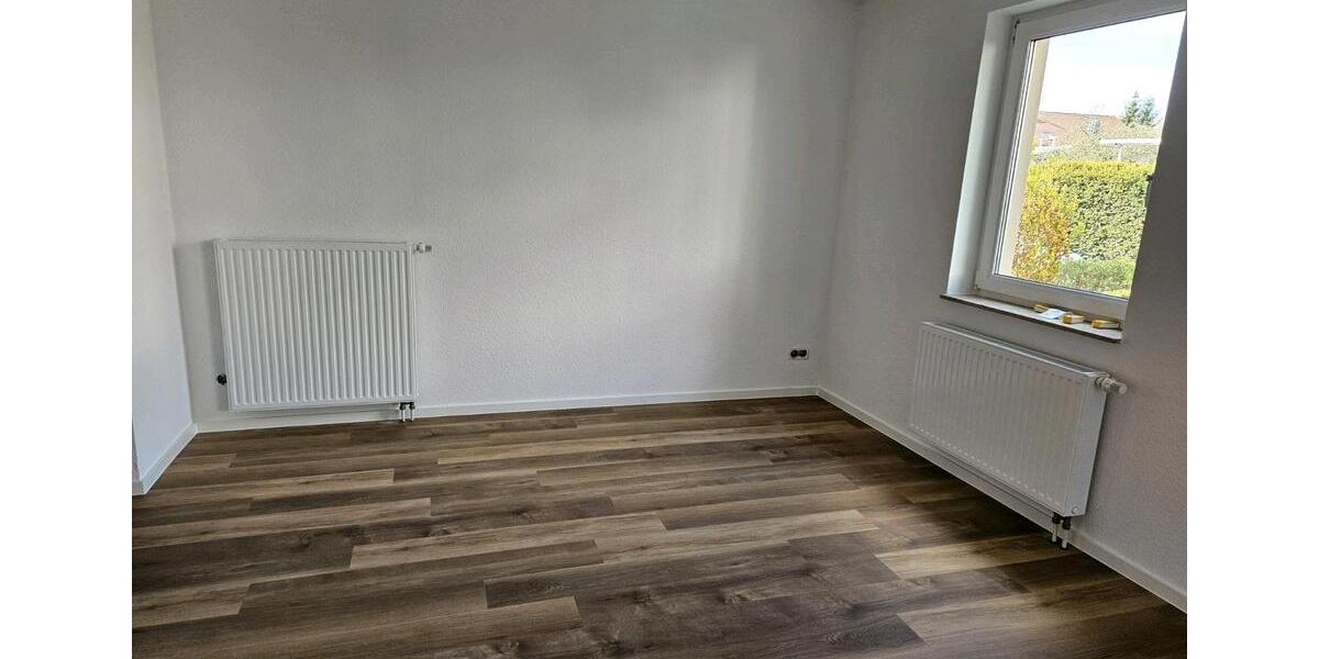 Erdgeschoßwohnung Ronneburg - 2 Zimmer, 60 m&sup2;, 465&euro; | Angebot:26122722