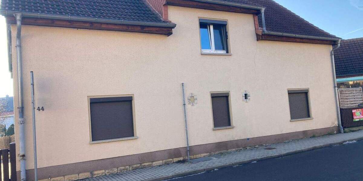 Mehrfamilienhaus, Wohnhaus Teuchern Trebnitz - 8 Zimmer, 180 m&sup2;, 61.000&euro; | Angebot:24910413