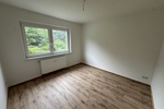 Neuer Fußboden und Wanne + Dusche! 2 Zimmer Wohnung in Langenberg - Etagenwohnung Gera Langenberg | Angebot:27040504