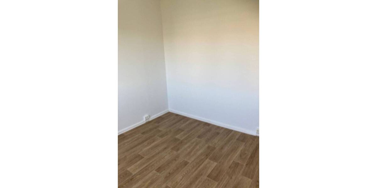 Etagenwohnung Gera Lusan - 2 Zimmer, 52 m&sup2;, 315&euro; | Angebot:26805929