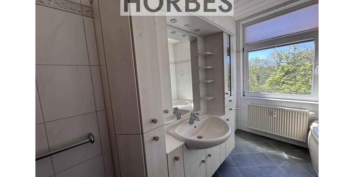 Dachgeschoßwohnung Meerane - 2 Zimmer, 54 m&sup2;, 350&euro; | Angebot:26384051