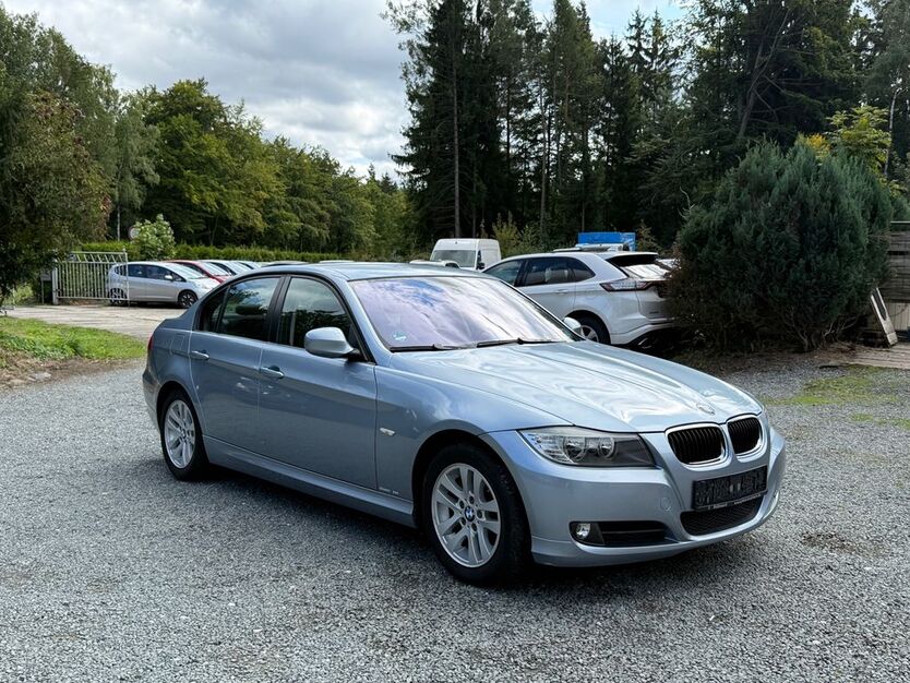 BMW 318 72.682 km 9.999 € St. Gangloff 07629