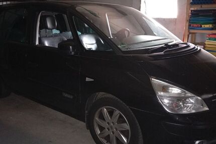 Renault Espace 299.000 km 3.600 € Naumburg 06618