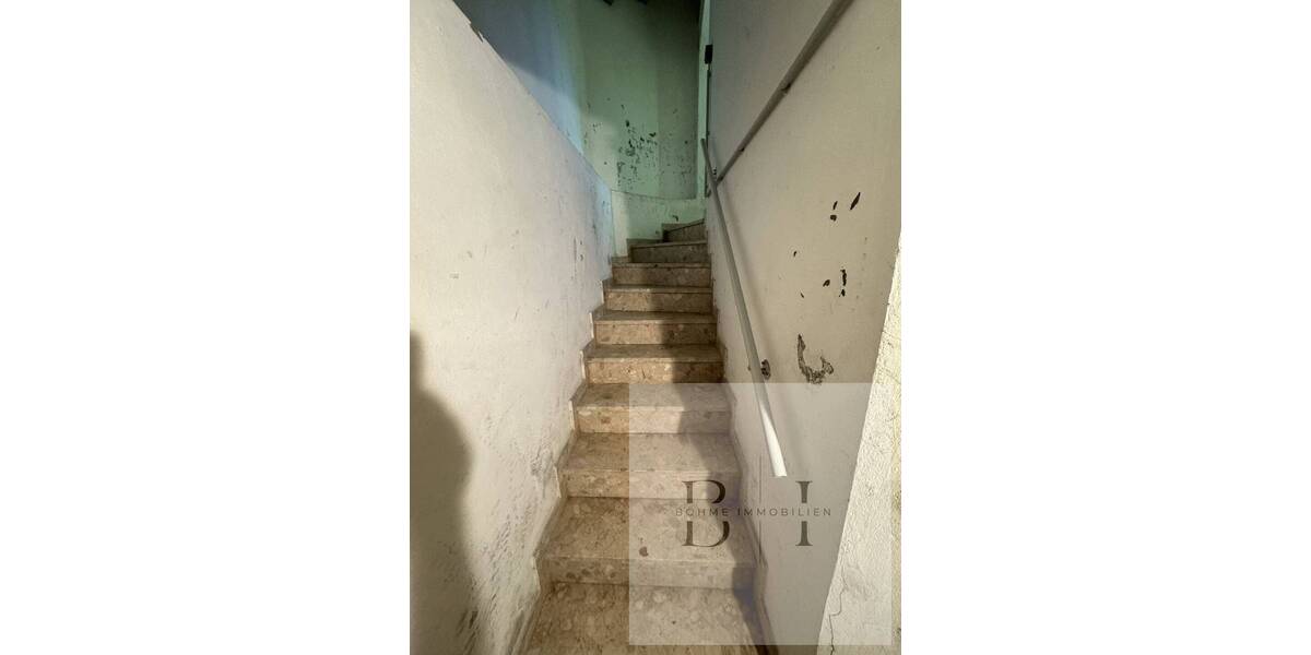 Etagenwohnung Gera Innenstadt - 2 Zimmer, 52 m&sup2;, 350&euro; | Angebot:26273818