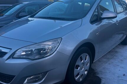 Opel Astra 324.928 km 2.500 &euro; Werdau 08412