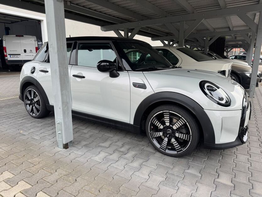 Mini Cooper S 35.000 km 26.990 € Zwickau 08056