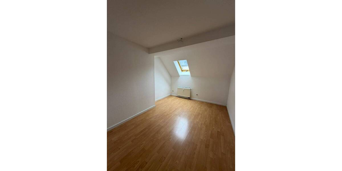 Etagenwohnung Gera Ostviertel - 4 Zimmer, 110 m&sup2;, 772&euro; | Angebot:26740550