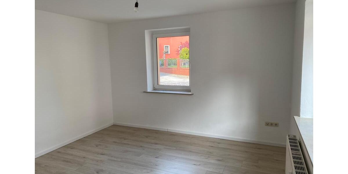 Erdgeschoßwohnung Neukirchen/Pleiße Pleiße - 3 Zimmer, 67 m&sup2;, 390&euro; | Angebot:26326775