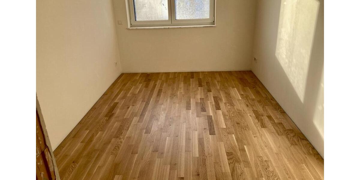 Etagenwohnung Gera Debschwitz - 4 Zimmer, 103 m&sup2;, 1.240&euro; | Angebot:23392818