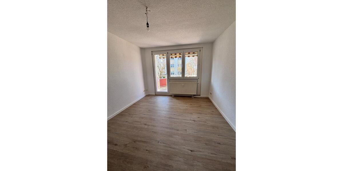 Hochparterre Gera Debschwitz - 2 Zimmer, 48 m&sup2;, 64.000&euro; | Angebot:25752136