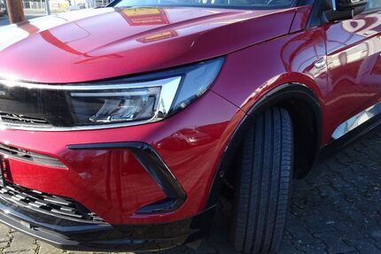 Opel Grandland (X) 29.700 km 24.699 &euro; Petersberg 07616