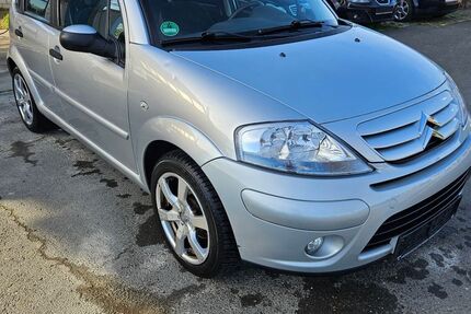 Citroen C3 143.000 km 3.590 € Grana 06712