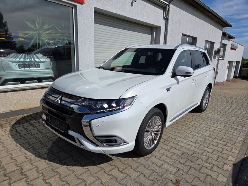 Plug-in Hybrid Outlander