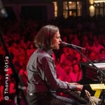 Uptown Girl meets Piano Man