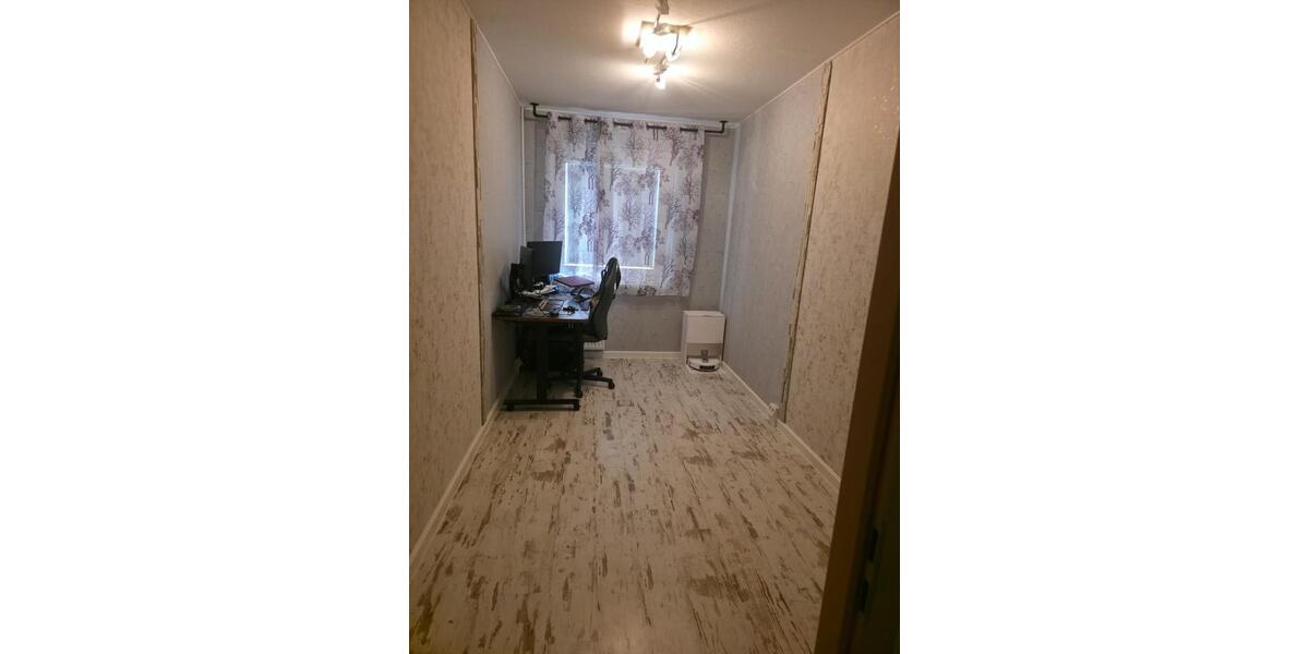 Wunderschöne 4 Raum Wohnung mit Balkon zu vermieten 4 zimmer