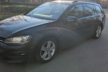 VW Golf 199.000 km 9.450 &euro; Bad Klosterlausnitz 07639