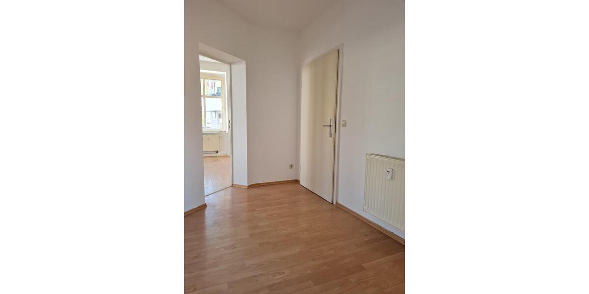Erdgeschoßwohnung Gera Debschwitz - 3 Zimmer, 60 m&sup2;, 345&euro; | Angebot:26460366