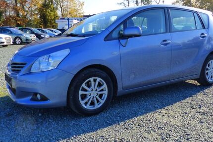 Toyota Verso 50.500 km 10.500 &euro; Hermsdorf/Schleifreisen 07629