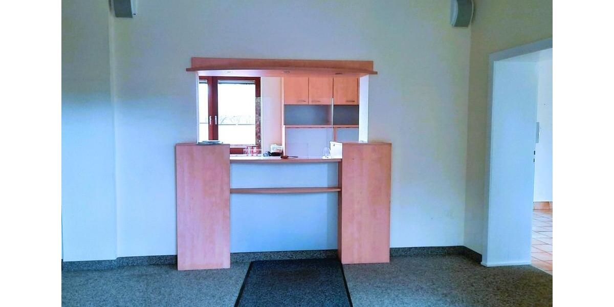 Moderne Büro - Räume oder Praxis in Meerane zur Miete – ideale Lage und Ausstattung! 6 Stellplätze zimmer
