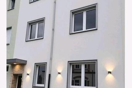 Haus Meuselwitz - 8 Zimmer, 180 m&sup2;, 88.000&euro; | Angebot:26102820