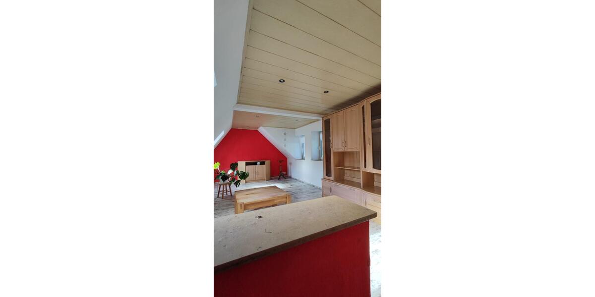 Einfamilienhaus Schmölln - 4 Zimmer, 100 m&sup2;, 900&euro; | Angebot:25082800