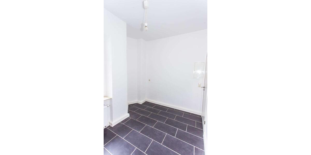 Etagenwohnung Gera Alt-Bieblach - 2 Zimmer, 47 m&sup2;, 295&euro; | Angebot:26645931