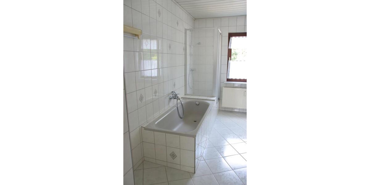 Doppelhaushälfte Crimmitschau - 12 Zimmer, 170 m&sup2;, 150.000&euro; | Angebot:26606571