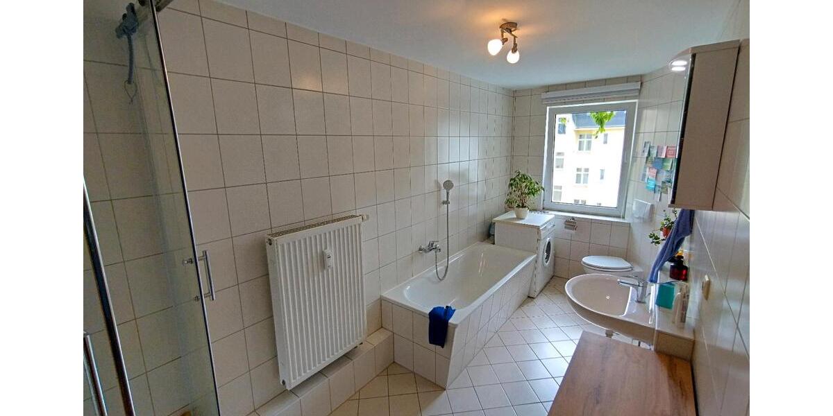 Dachgeschoßwohnung Gera Debschwitz - 3 Zimmer, 73 m&sup2;, 650&euro; | Angebot:26227925
