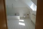 Dachgeschoßwohnung Teuchern - 2.5 Zimmer, 64 m&sup2;, 288&euro; | Angebot:24344621