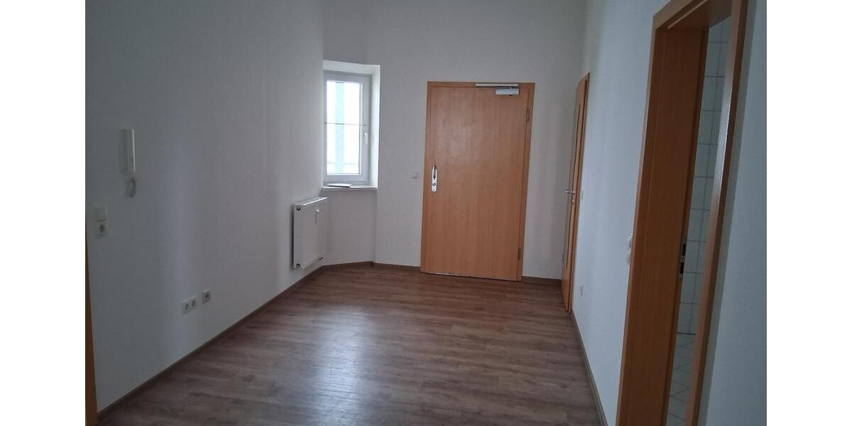 Dachgeschoßwohnung Gera Alt-Bieblach - 3 Zimmer, 104 m&sup2;, 546&euro; | Angebot:26017987