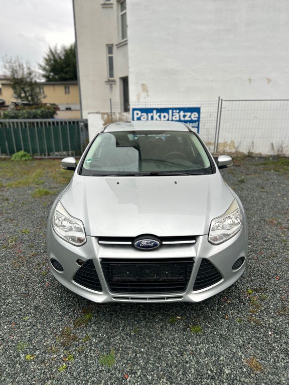 Ford Focus 231.000 km 3.750 € Gera 07548