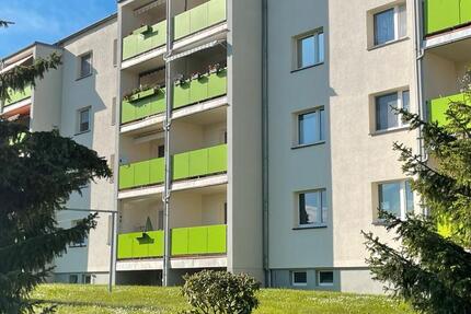 Wohnung Hohenleuben - 3 Zimmer, 61 m&sup2;, 375&euro; | Angebot:25382055