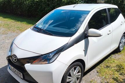 Toyota Aygo (X) 85.000 km 8.500 &euro; Gera 07548